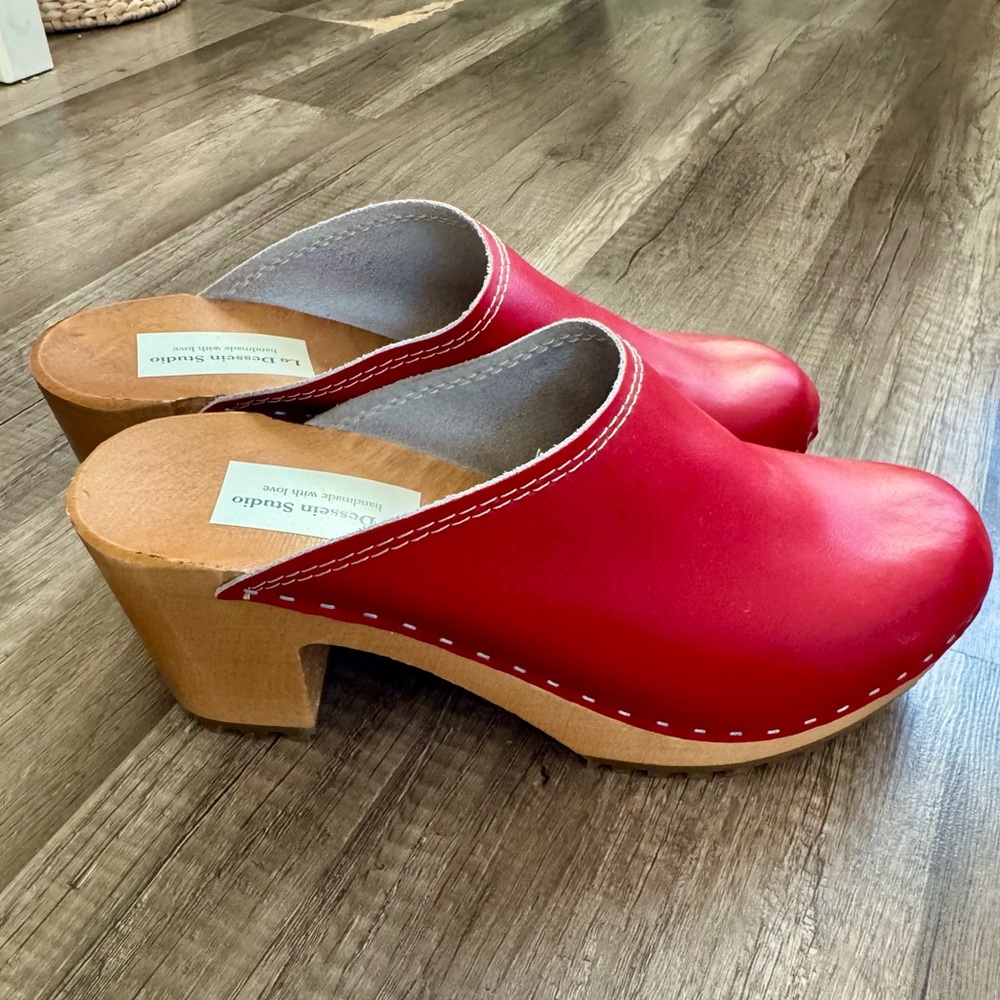 Red Clogs - Picture 2 of 5